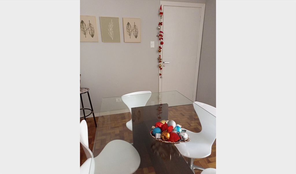 SUÍTE C BWC EM APTO. ALTO PADRÃO-ÁREA MAIS CHARMOSA DO CENTRO CURITIBA - Quartos em Alameda Doutor Carlos de Carvalho, Centro | Roomgo - Image 3