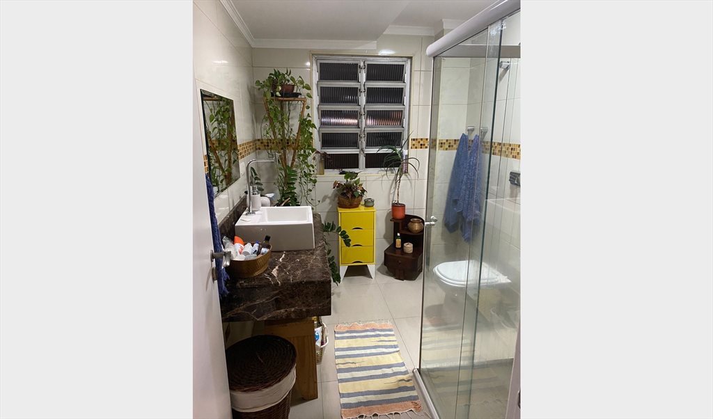 Quarto mobiliado no centro para moradia temporária. - Quartos em Rua Guaianases, Campos Eliseos | Roomgo - Image 5