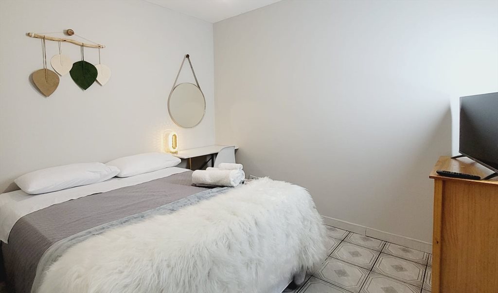 Espaço IN 4 Quarto Brooklin - Quartos em Rua Ribeiro do Vale, Brooklin Paulista | Roomgo - Image 4