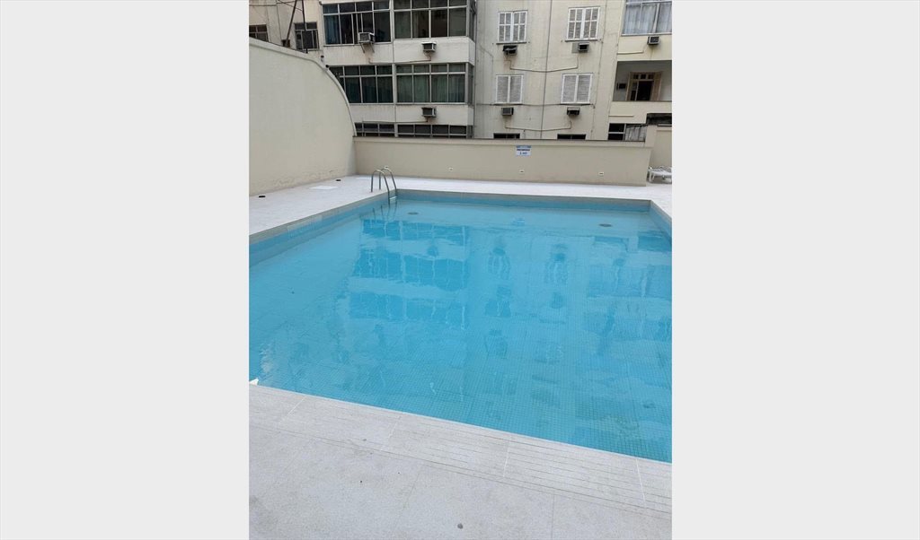 Entrar e morar - excelente Opção em Copanema para Compartir! - Quartos em Rua Raul Pompéia, Copacabana | Roomgo - Image 5