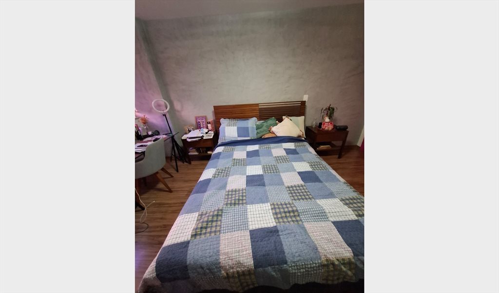 Quarto individual + reformado com banheiro privativo no ♥ do catete - Quartos em Rua Bento Lisboa, Catete | Roomgo - Image 2