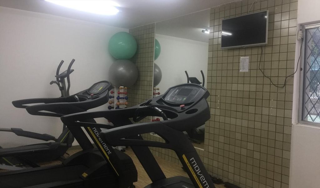 Quarto Feminino Individual - Quartos em Rua General Olympio Mourão Filho, Sao Conrado | Roomgo - Image 7