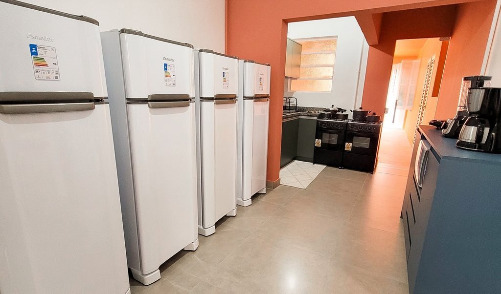 QUARTO AREJADO NO BOM FIM - Quartos em Rua Fernandes Vieira, Bonfim | Roomgo - Image 2