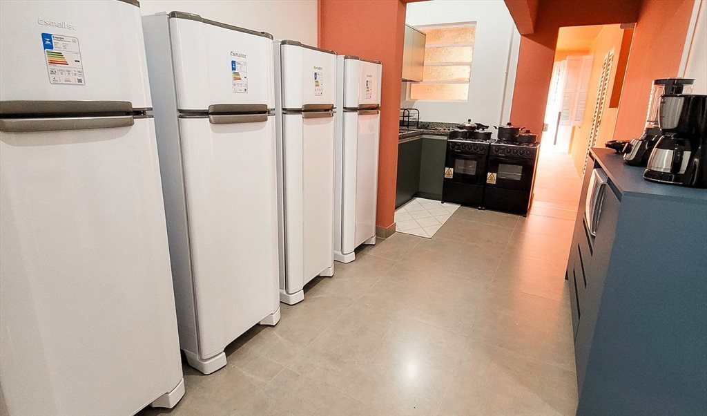 QUARTO COM AR NO BOM FIM - Quartos em Rua Fernandes Vieira, Bonfim | Roomgo - Image 7