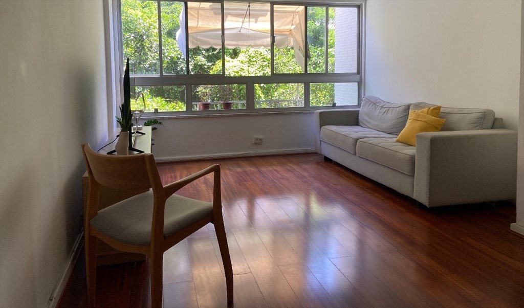 Alugo Quarto Individual - Copacabana - Quartos em Rua Santa Clara, Copacabana | Roomgo - Image 4