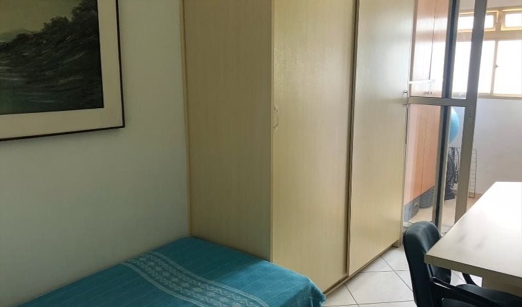 Quarto compartilhado com bancada para home office - Quartos em Rua Geraldo de Mendonça Mello, Vila Isa | Roomgo - Image 2