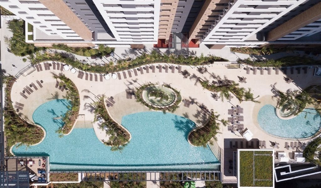 Condominio ALTO PADRAO Piscine Resort Station - Quartos em Rua Domingos Paiva, Bras | Roomgo - Image 3