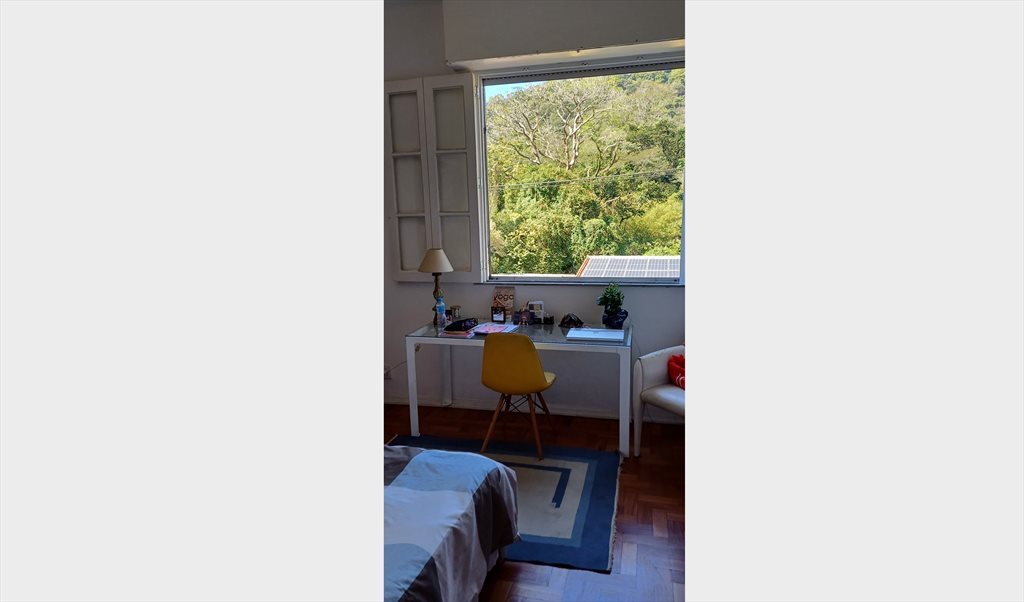 Quarto grande com janelão - Quartos em Rua Pacheco Leão, Jardim Botanico | Roomgo - Image 7