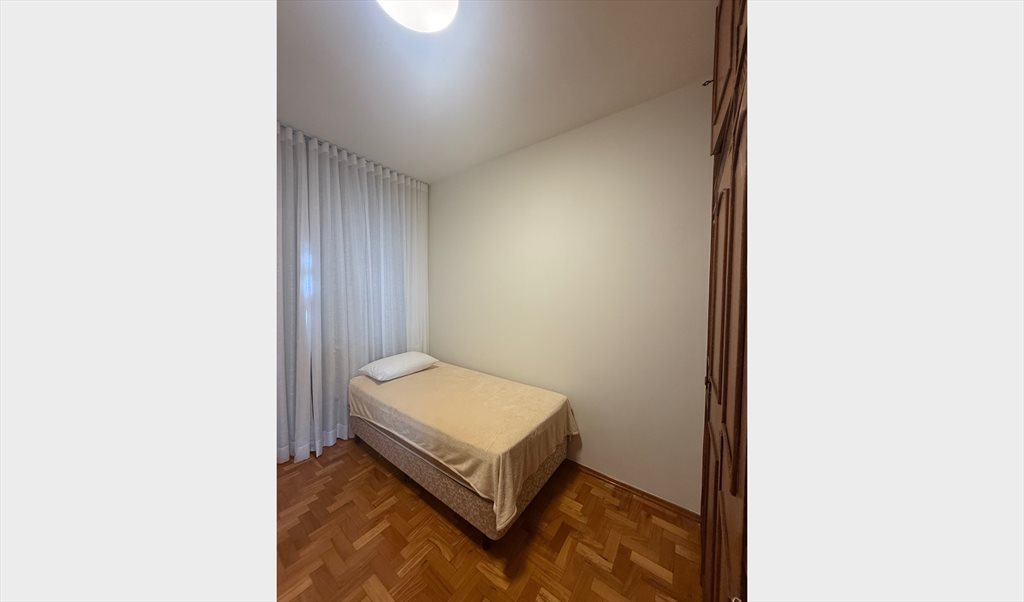 Quarto não compartilhado perto da Fumec - Quartos em Rua Brás Cubas, Cruzeiro | Roomgo - Image 3