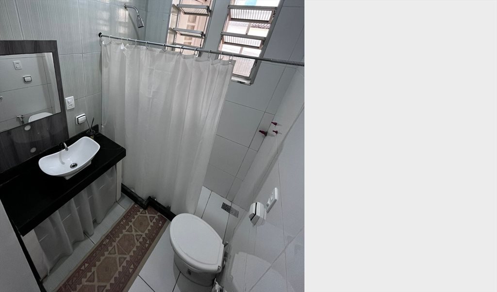 Melhor localização de Copacabana - Quartos em Rua Figueiredo de Magalhães, Copacabana | Roomgo - Image 3