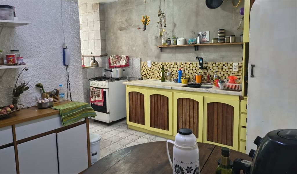 Alugo quarto em Apartamento amplo na Tijuca inteiramente mobiliado e muito bem localizado. - Quartos em Rua São Miguel, Tijuca | Roomgo - Image 3