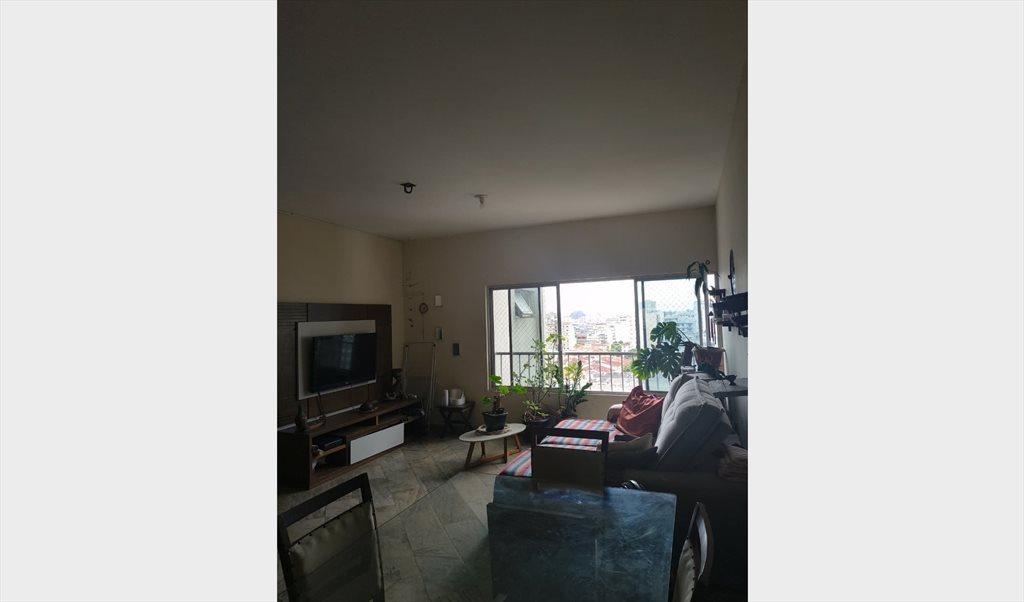 Alugo quarto em Apartamento amplo na Tijuca inteiramente mobiliado e muito bem localizado. - Quartos em Rua São Miguel, Tijuca | Roomgo - Image 4