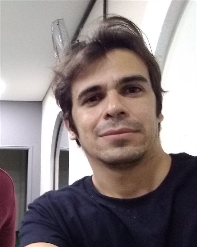 Carlos  - Estudante - Masculino - Osasco - Image 1