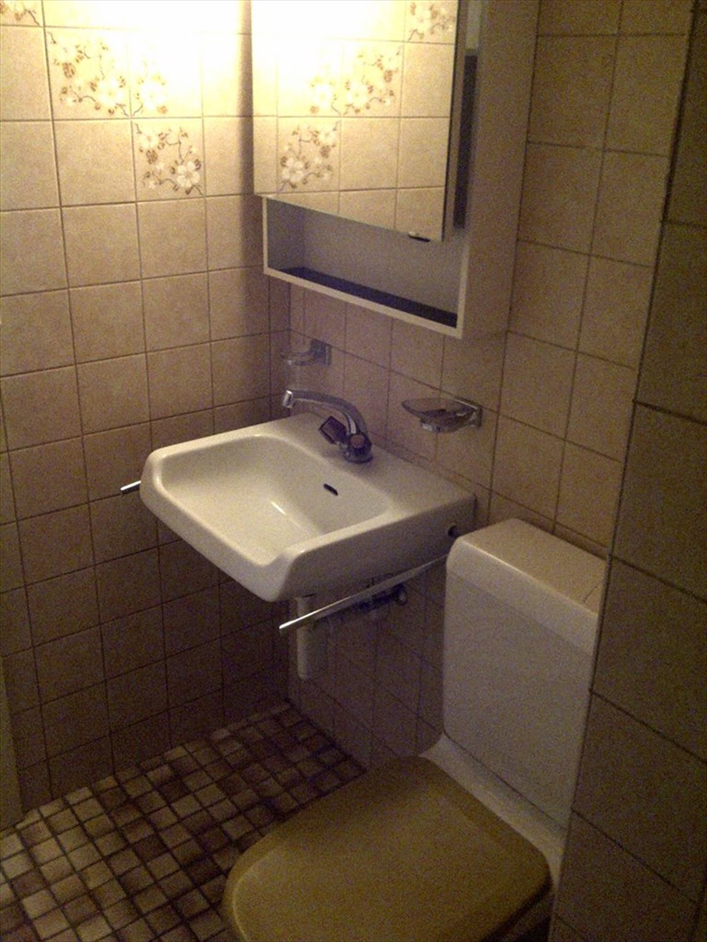 Colocation à Rue du Seyon, Neuchâtel - Neuchâtel-centre : Studio en zone piétonne à louer (meublé ou non) | Roomgo - Image 3