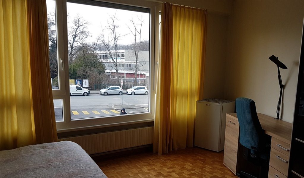 Colocation à Avenue du Bois-de-la-Chapelle, Gros-Chêne - Grande chambre de 18m2, avec douche & wc (séparé) privative | Roomgo - Image 3