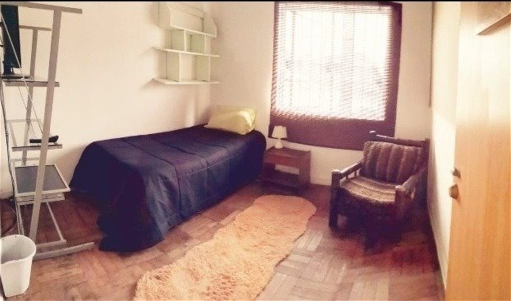 Pieza en arriendo en Avenida Irarrázaval, Ñuñoa - CASA LIZO- lugar cosmopolita | CompartoDepto - Image 8