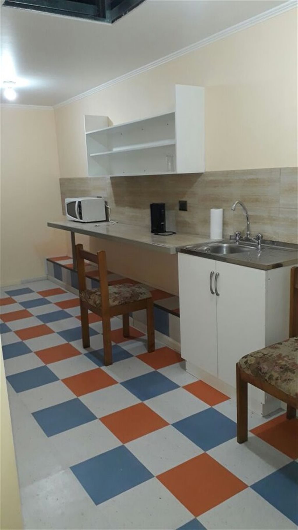 Pieza en arriendo en José Miguel Carrera, Recoleta - Confortables amplias modernas  y cómodas habitaciones se arriendan | CompartoDepto - Image 2