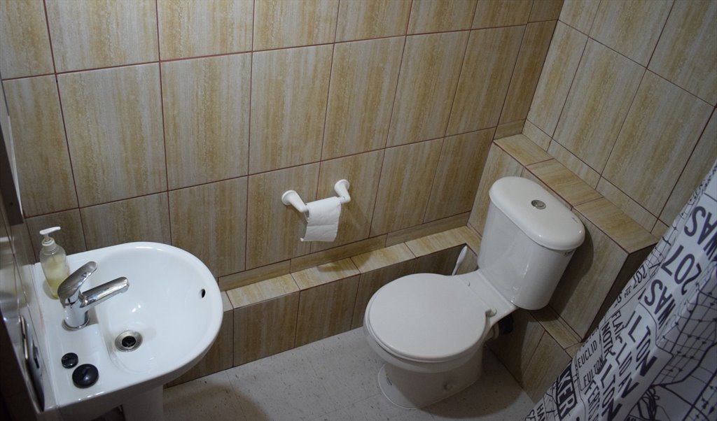 Pieza en arriendo en José Miguel Carrera, Recoleta - Confortables amplias modernas  y cómodas habitaciones se arriendan | CompartoDepto - Image 5