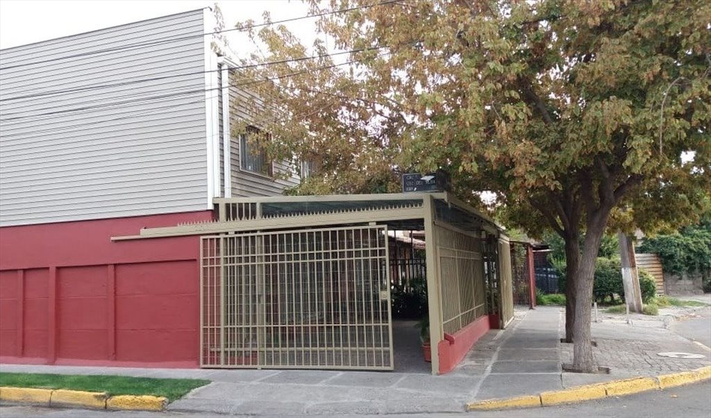 Pieza en arriendo en José Miguel Carrera, Recoleta - Confortables amplias modernas  y cómodas habitaciones se arriendan | CompartoDepto - Image 8