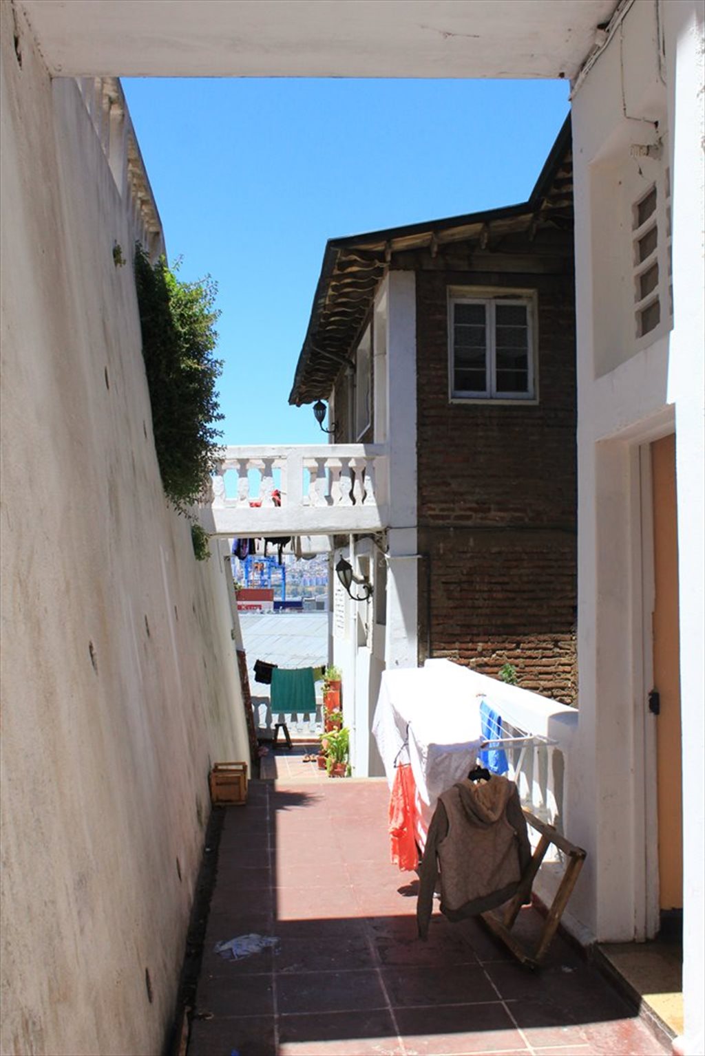 Pieza en arriendo en Carampangue, Valparaíso - Habitaciones libres desde Enero 2024 en casa acogedora, Aduana Valpo | CompartoDepto - Image 4