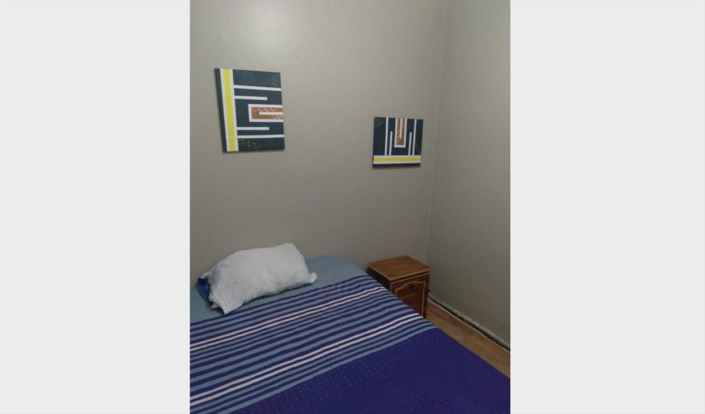 Pieza en arriendo en Toesca, Ejército - Casa compartida Santiago Centro | CompartoDepto - Image 2