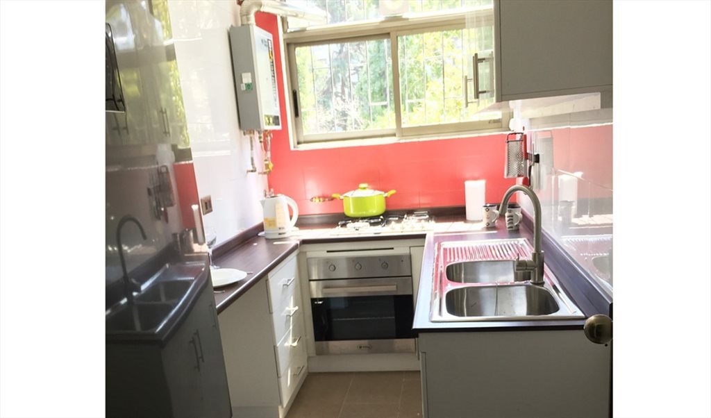 Pieza en arriendo en Carlos Antúnez, Pedro de Valdivia - Arriendo Excelente Habitacion Amoblada Providencia Mínimo una semana | CompartoDepto - Image 5