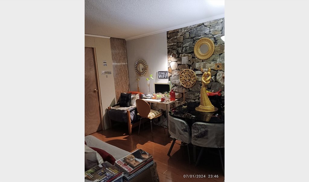 Pieza en arriendo en Santo Domingo, Moneda - Se arrienda.. excelente dormitorio amoblado | CompartoDepto - Image 3