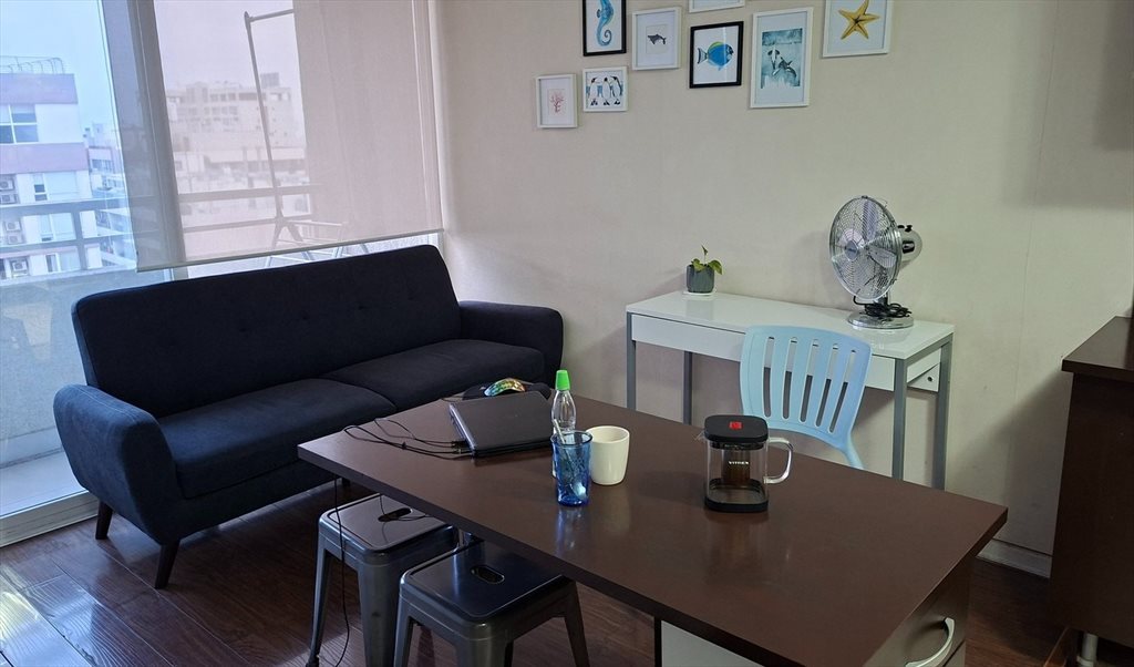 Pieza en arriendo en Hermanos Amunátegui, Amunátegui - Habitación Privada, Stgo Centro | CompartoDepto - Image 3