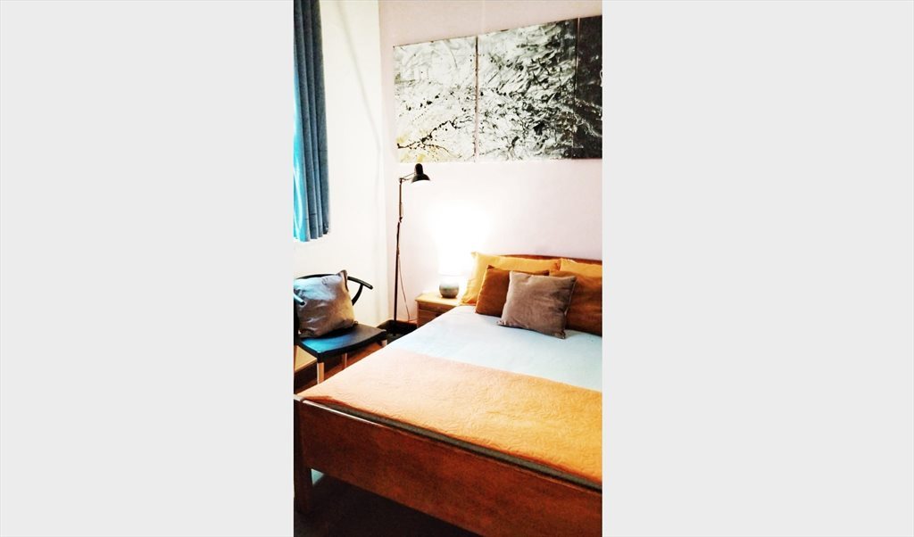 Pieza en arriendo en Victoria, Almendral - Habitaciones en Arriendo: Casa ARTE2, el Espacio Ideal para Estudiantes y Profesionales | CompartoDepto - Image 2