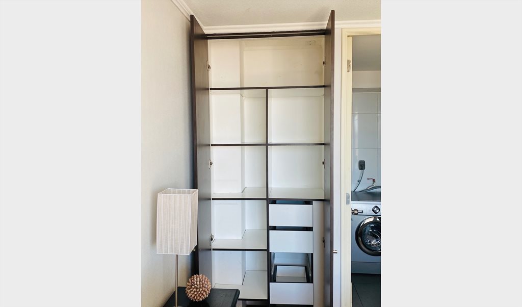 Pieza en arriendo en Monjitas, Moneda - Depto 1 Dormitorio, 1 Baño / Sector Bellas Artes | CompartoDepto - Image 6