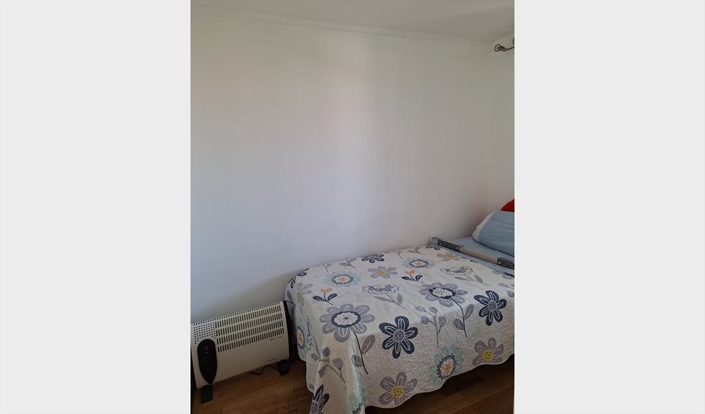 Pieza en arriendo en Juan Montalvo, Las Condes - HABITACION CASA DE FAMILIA | CompartoDepto - Image 2