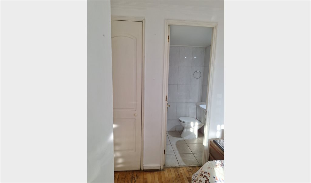 Pieza en arriendo en Juan Montalvo, Las Condes - HABITACION CASA DE FAMILIA | CompartoDepto - Image 4