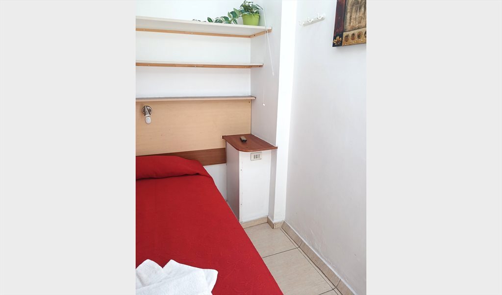 Pieza en arriendo en Reverendo Padre Werner Fromm, Las Condes - $350.000 Habitación Las Condes Metro Manquehue | CompartoDepto - Image 6