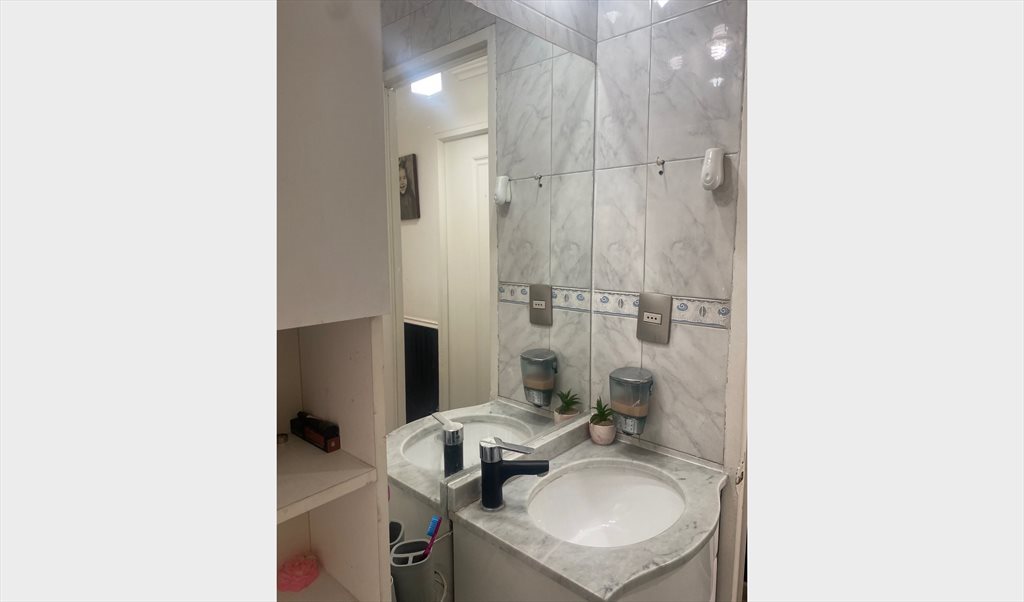 Pieza en arriendo en Dublé Almeyda, Chacra Valparaíso - Arriendo pieza cerca plaza egaña | CompartoDepto - Image 3