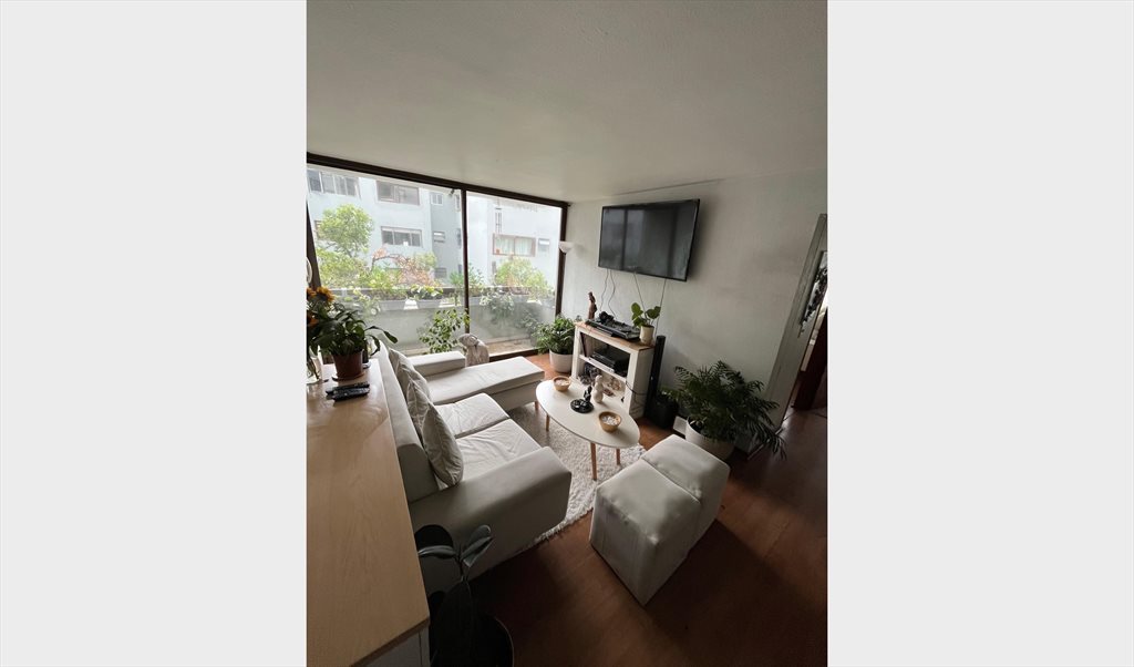 Pieza en arriendo en Avenida Los Leones, Los Leones - Habitación amueblada con baño privado | CompartoDepto - Image 4