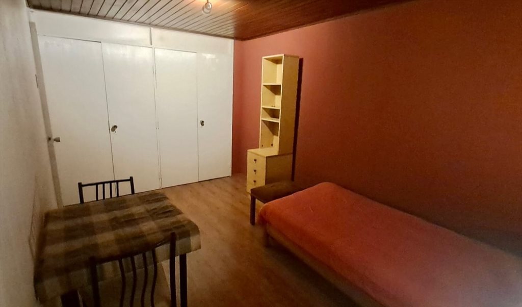 Pieza en arriendo en Avenida Vicuña Mackenna, Parque Bustamante - Arriendo habitación a mujer estudiante doglover | CompartoDepto - Image 3