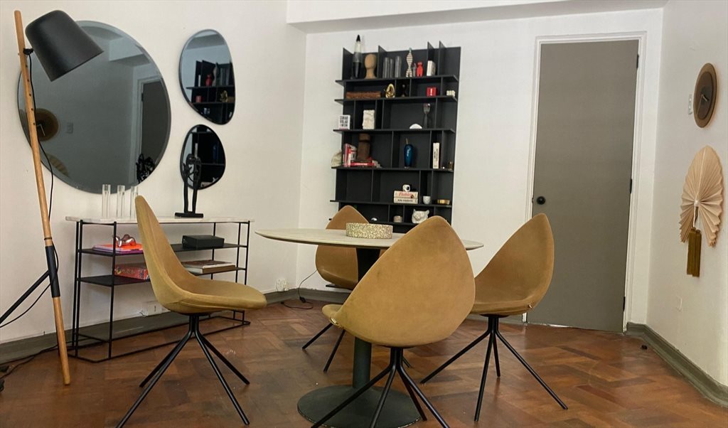 Pieza en arriendo en José Victorino Lastarria, Huelén -  Habitación en suite en dúplex de diseño – Lastarria, a pasos del Metro U. Católica | CompartoDepto - Image 2