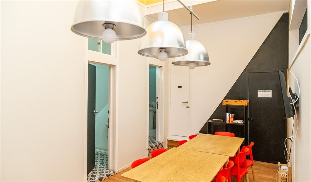 Pieza en arriendo en Independencia, Almendral - habitación individual, con ventana, cama dos plazas en casa patrimonial. | CompartoDepto - Image 5