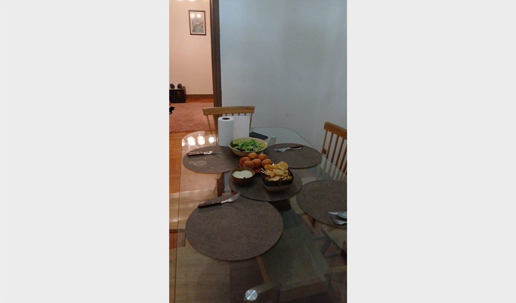 Pieza en arriendo en Avenida Irarrázaval, Ñuñoa - Buscamos alguien que nos apañe, sea respetuosx y buena onda para vivir en comunidad c: | CompartoDepto - Image 3