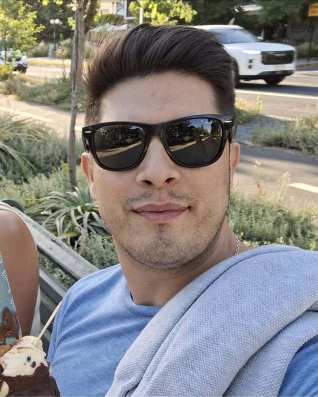 Matías - Profesional - Hombre - Providencia - Image 1