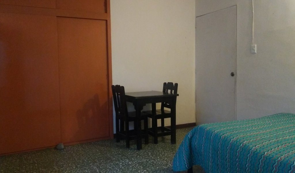 Habitacion en arriendo en Calle 49A, Estadio - Arriendo habitación en sector muy residencial | CompartoApto - Image 2