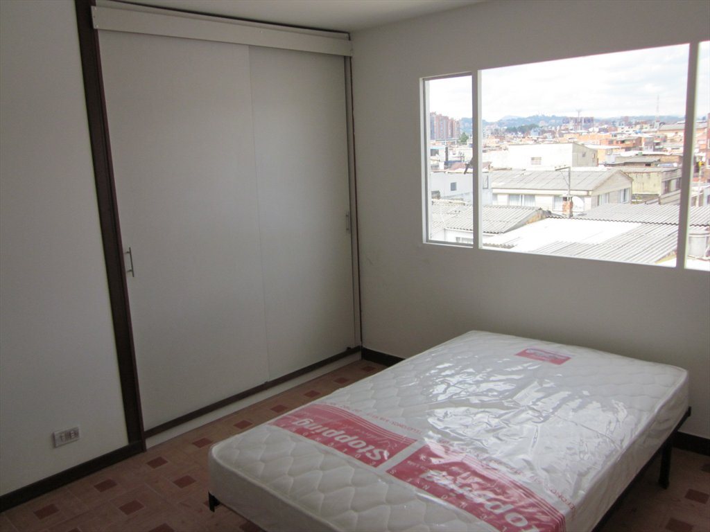 Habitacion en arriendo en Calle 93, Río Negro - linda habitacion | CompartoApto - Image 3