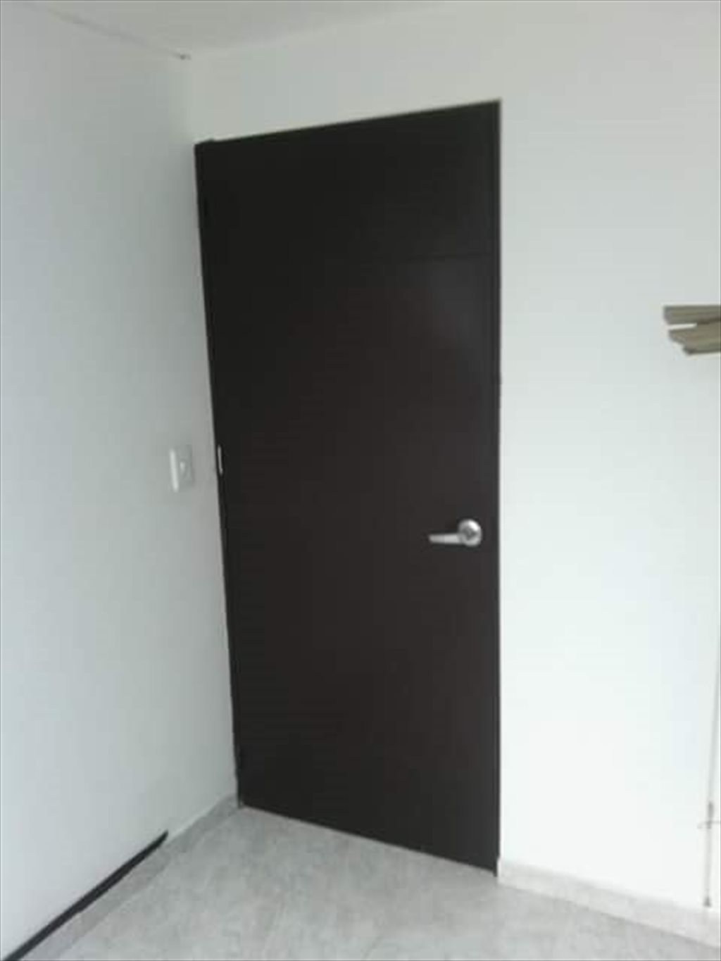 Habitacion en arriendo en Transversal 4, Localidad de Chapinero - Se alquila habitación amoblada en apartmento para compartir para extranajeros. Apartment for Rent. B | CompartoApto - Image 7