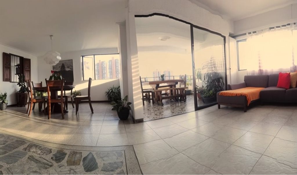 Habitacion en arriendo en Carrera 41, Castropol - Habitación con baño privado en Poblado | CompartoApto - Image 8