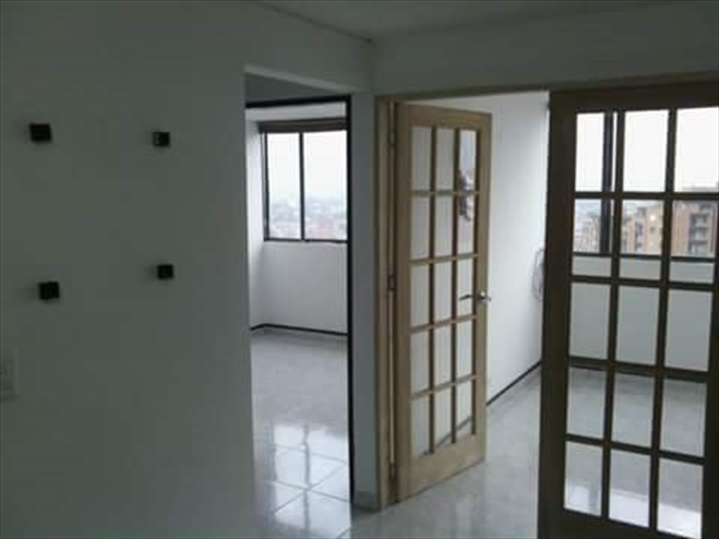 Habitacion en arriendo en Transversal 4, Localidad de Chapinero - Habitacion en apartamento compartido con estudiantes de intercambio U Javeriana | CompartoApto - Image 7