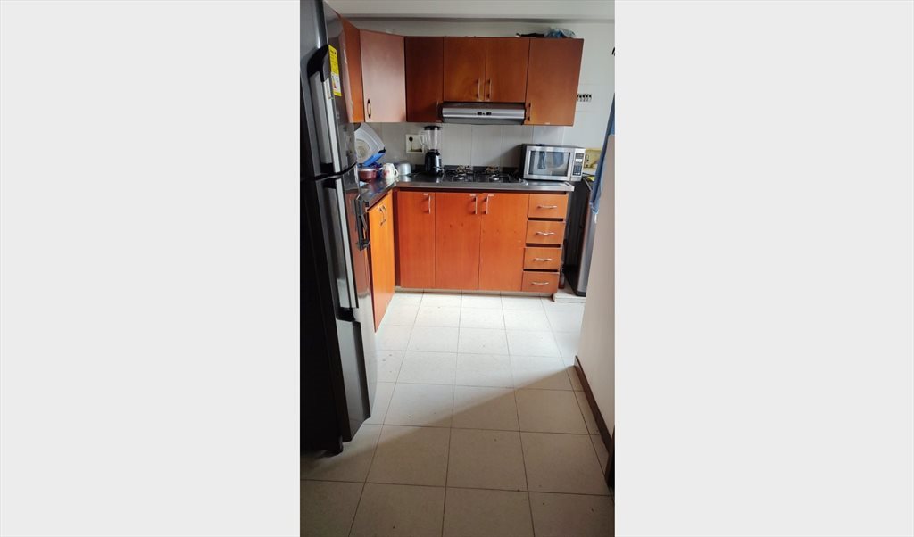 Habitacion en arriendo en Avenida Carrera 48, Santa María de los Ángeles - Viva cerca a la Estacion de Ayura | CompartoApto - Image 3