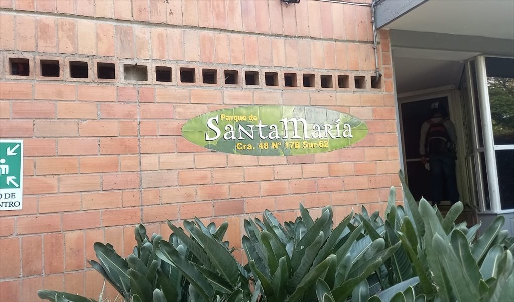 Habitacion en arriendo en Avenida Carrera 48, Santa María de los Ángeles - Viva cerca a la Estacion de Ayura | CompartoApto - Image 6