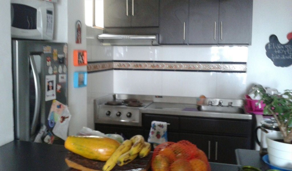 Habitacion en arriendo en Transversal 4, Localidad de Chapinero - apartamento a 150 metros de la Universidad Javeriana | CompartoApto - Image 6