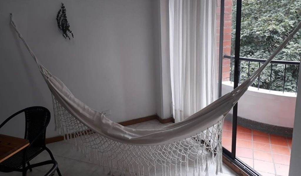 Habitacion en arriendo en Calle 49, Estadio - HABITACIÓN CON BAÑO PRIVADO DISPONIBLE, A UNOS PASOS DE LA ESTACION FLORESTA, BARRIO LAURELES ESTADI | CompartoApto - Image 6