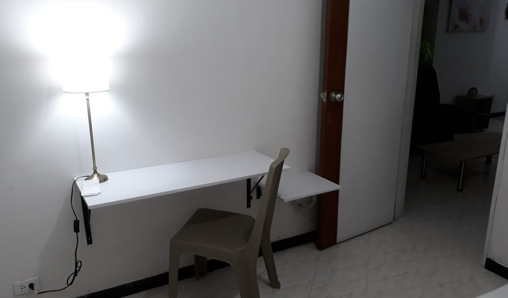 Habitacion en arriendo en Calle 49, Estadio - HABITACIÓN CON BAÑO PRIVADO DISPONIBLE, A UNOS PASOS DE LA ESTACION FLORESTA, BARRIO LAURELES ESTADI | CompartoApto - Image 7